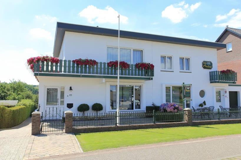 Panorama Sousberg En Bed & Breakfast